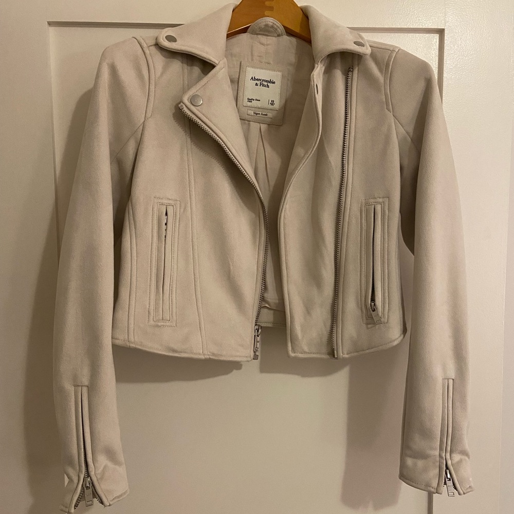 Abercrombie & Fitch faux suede cropped jacket.